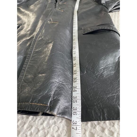 Vintage Lightly Distressed Black Leather Trench Coat Wooden Button Mens Med 38 - Picture 10 of 16